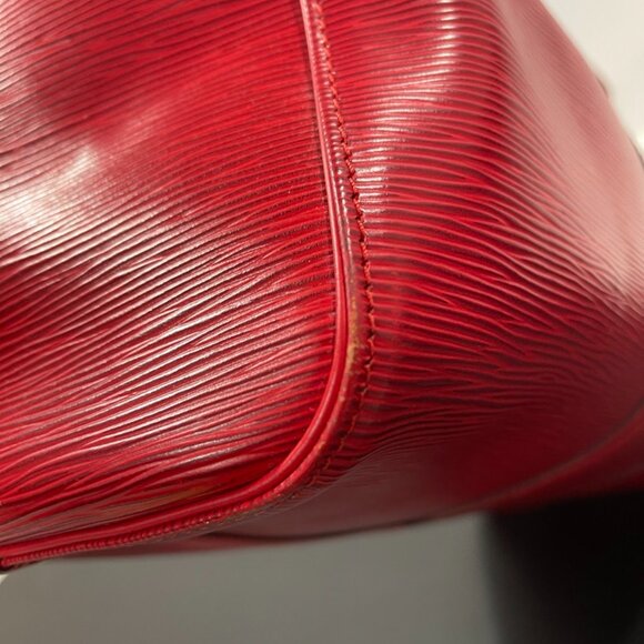 Louis Vuitton Epi Leather Weekender Bag 45 Vintage (176315) - Picture 4 of 13